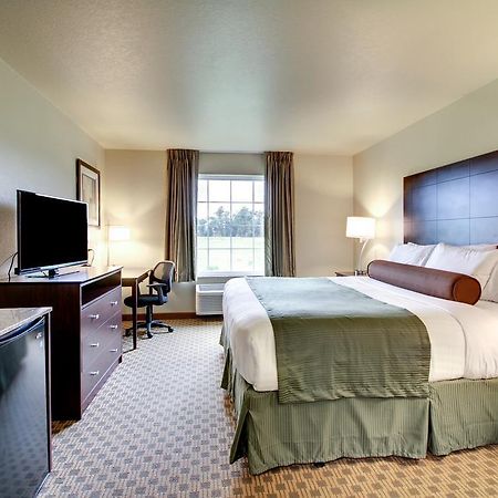 Cobblestone Inn & Suites - Schuyler Zewnętrze zdjęcie
