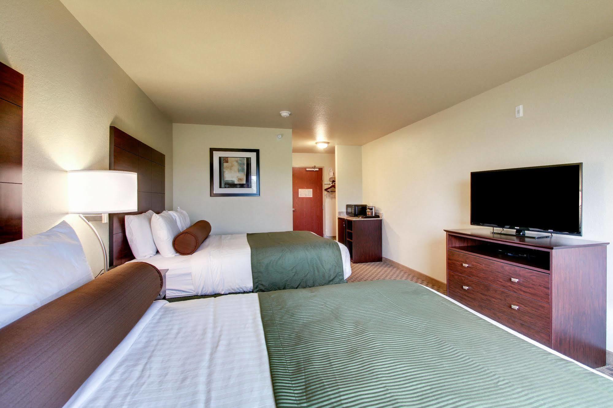 Cobblestone Inn & Suites - Schuyler Zewnętrze zdjęcie